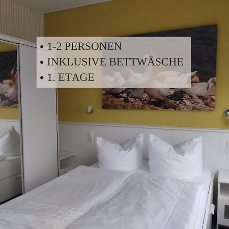 Haus Krabbe Apartments Mit Doppelbetten, Fuer 1-2 Personen, Hunde Kostenfrei Willkommen, Kostenfreier Parkplatz, Zwischen Bremerhaven Und Cuxhaven Gelegen Wremen Exterior photo