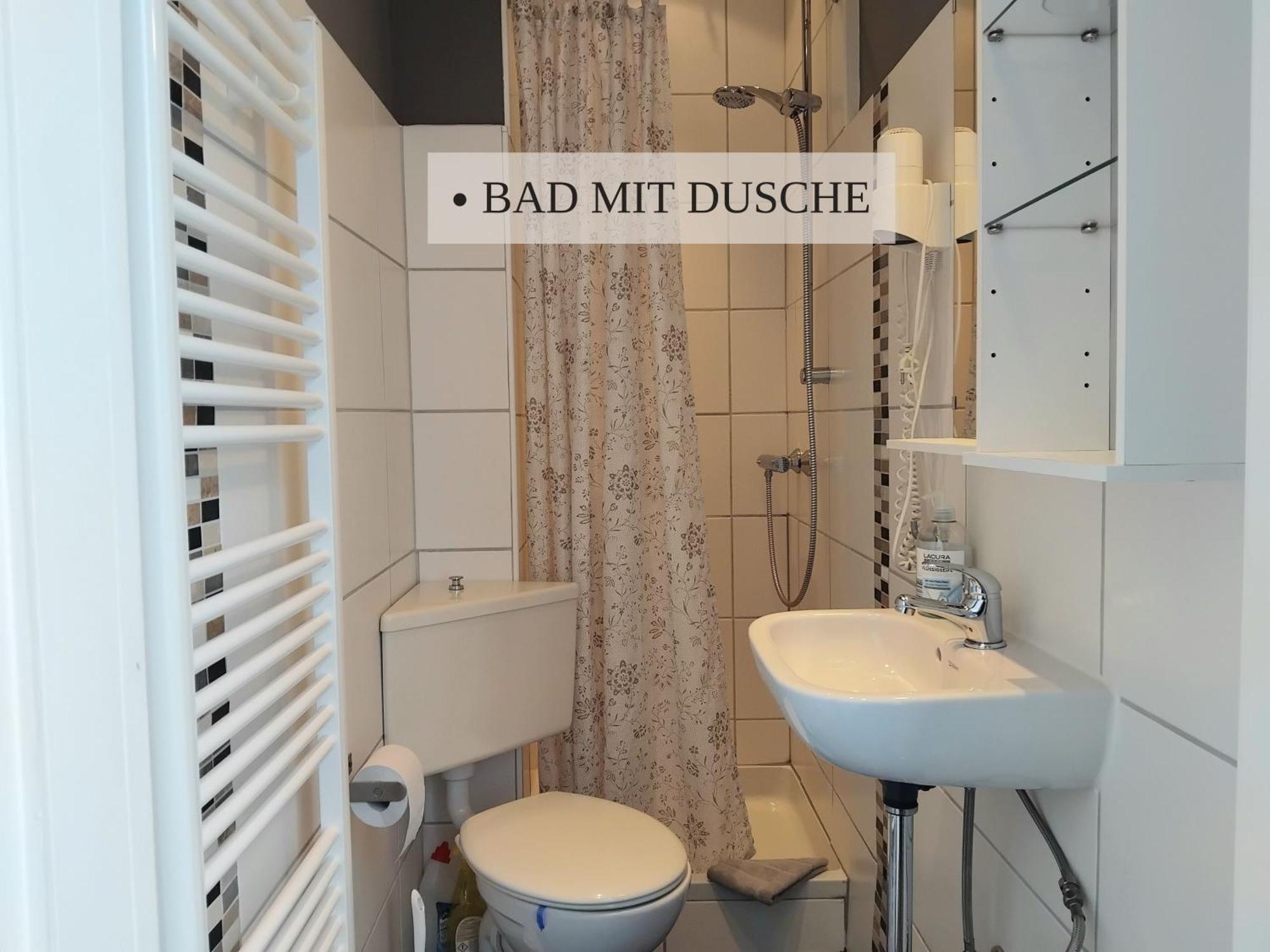 Haus Krabbe Apartments Mit Doppelbetten, Fuer 1-2 Personen, Hunde Kostenfrei Willkommen, Kostenfreier Parkplatz, Zwischen Bremerhaven Und Cuxhaven Gelegen Wremen Exterior photo